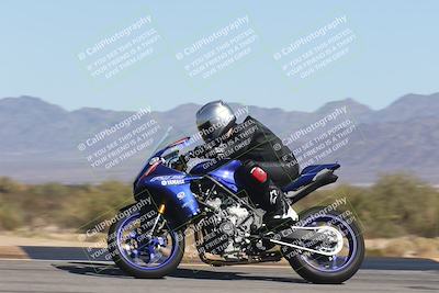 media/Oct-30-2025-Racers Edge (Thu) [[dabbdaf680]]/3-B Group/Session 4 (Turn 9 Side)/